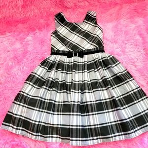 GIRLS DRESS SIZE 7